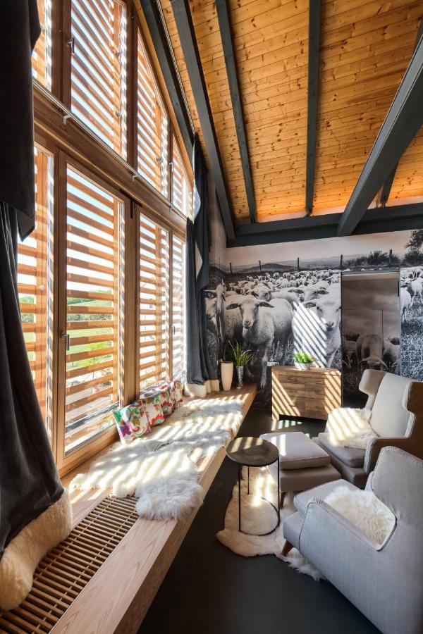 Oblik Apartment
